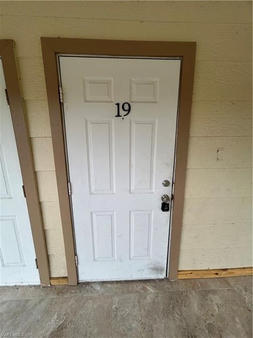 unit-19-211 Park Ave, Labelle, FL, 33935-5180 | Card Image