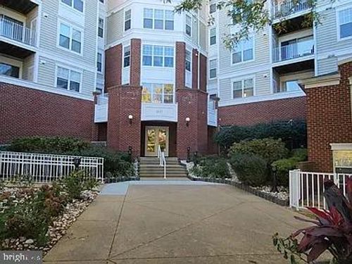 unit-118-1645 International Dr, MCLEAN, VA, 22102-4819 | Card Image