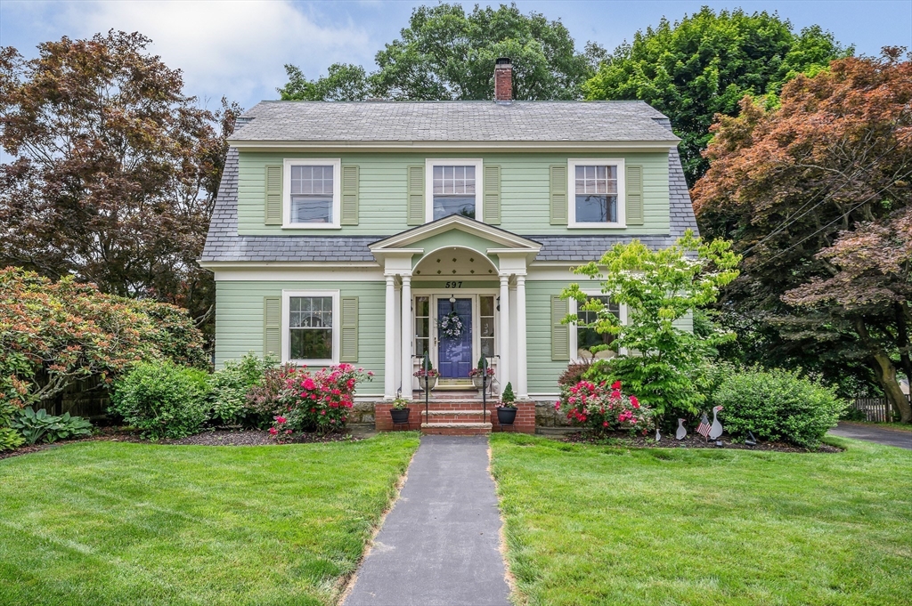 Andover St, Lowell, MA 01852