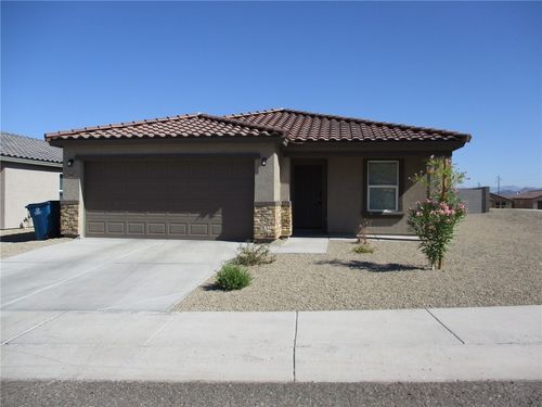 2487 Tapatio Dr, Bullhead City, AZ, 86442-1105 | Card Image