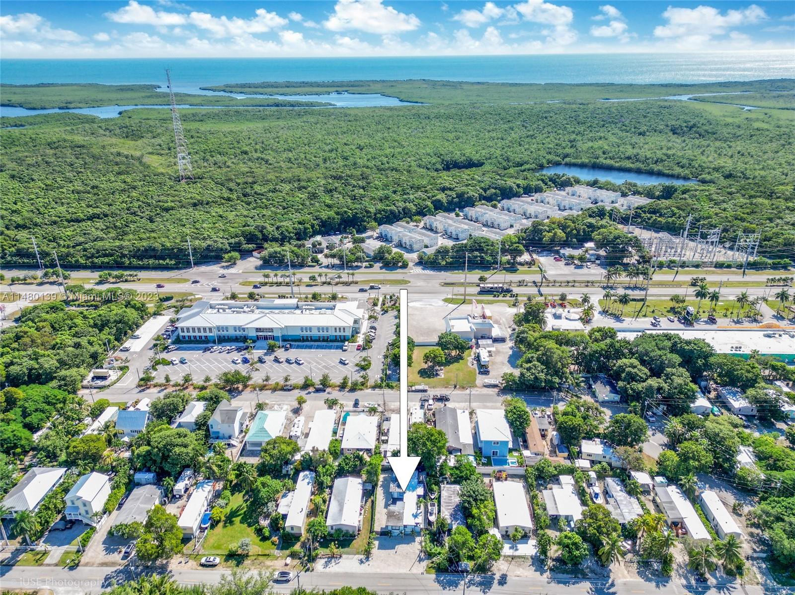 Plantation Rd, Key Largo, FL 33037