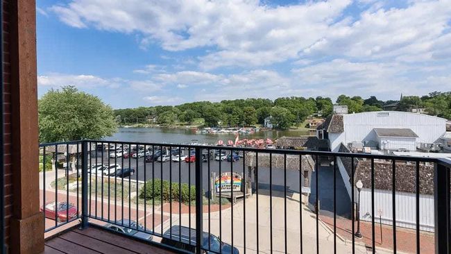 APT-311 - 1 N Main St, Condo with 1 bedrooms, 1 bathrooms and 1 parking in Algonquin IL | Image 28