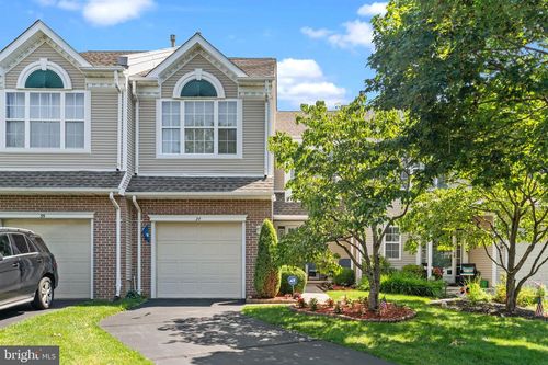 34 Camellia Ct, NEWTOWN, PA, 18940-9283 | Card Image