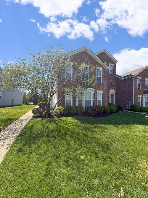 2055 E Seymour Ave, Cincinnati, OH, 45237-4721 | Card Image