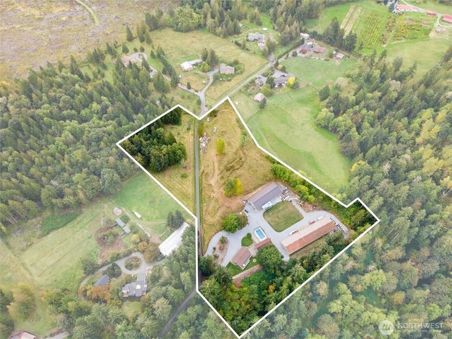 21608 186 Th Ave E, House other with 4 bedrooms, 3 bathrooms and 1 parking in Orting WA | Image 40
