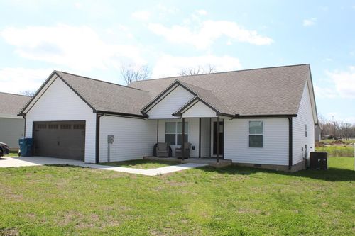 104 Reece Rd, Baxter, TN, 38544-2222 | Card Image