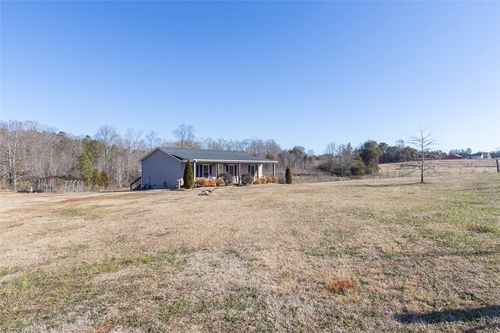 5841 187 South Highway, Starr, SC, 29684 | Card Image