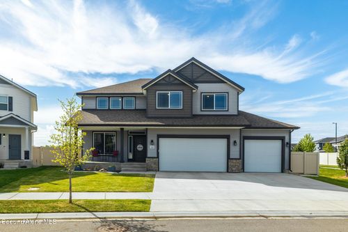 1622 N Minam Loop, Post Falls, ID, 83854-1602 | Card Image