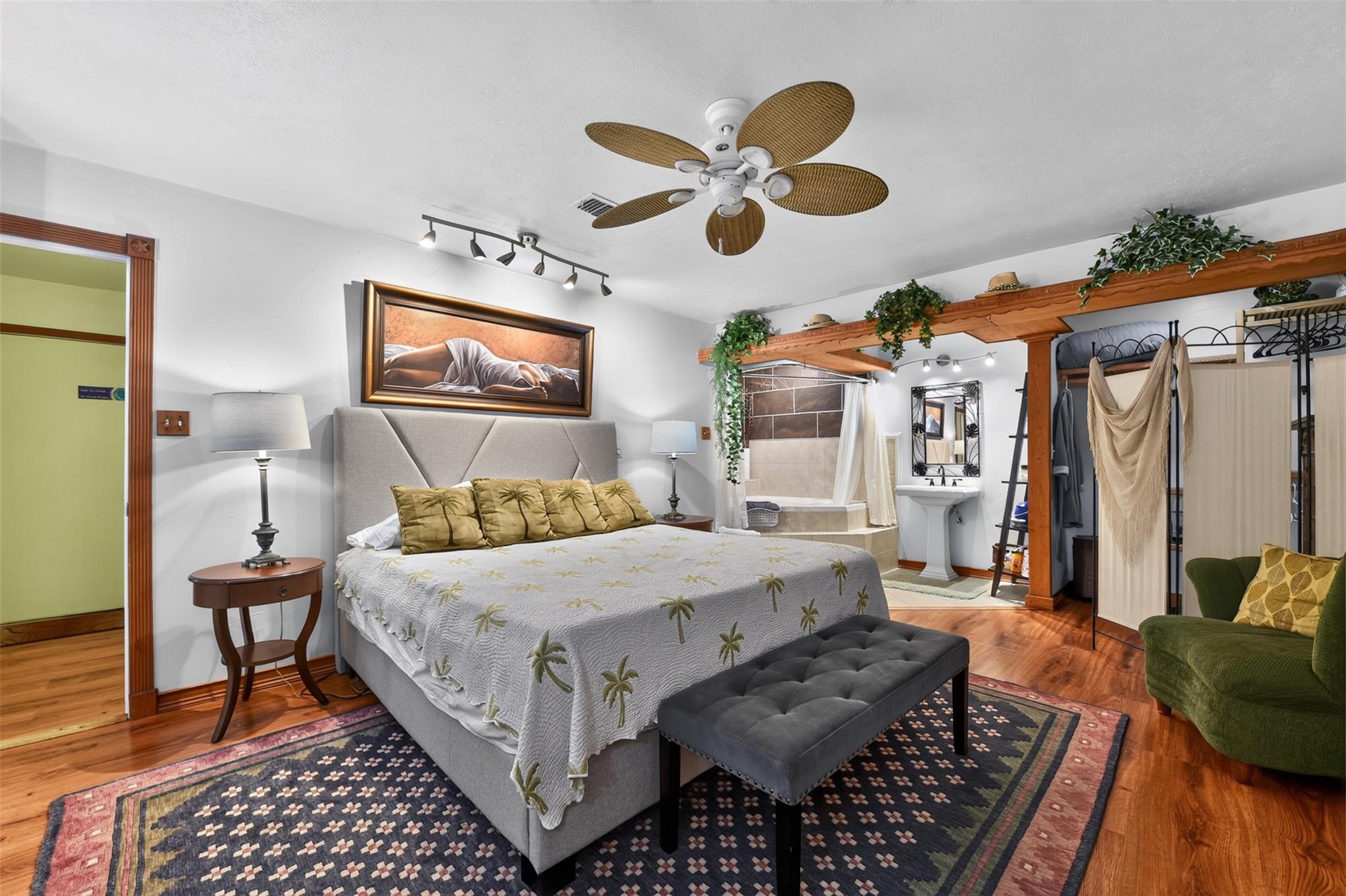 Residential Lease in The Woodlands 2