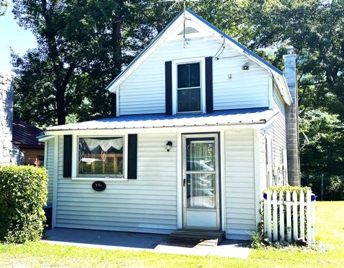 146 Pine Ln, Salisbury, VT, 05769-9437 | Card Image