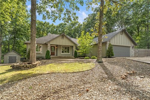 8 Huskins Pl, Bella Vista, AR, 72715-2911 | Card Image