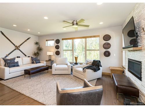 149 Stagecoach Way, Fraser, CO, 80442-5181 | Card Image