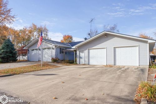201 N Chestnut St, Winfield, IA, 52659-9591 | Card Image