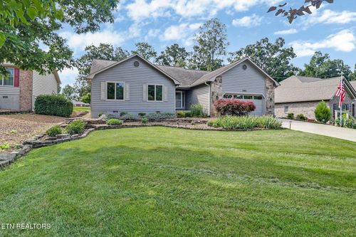 161 Greenwood Rd, Crossville, TN, 38558-8746 | Card Image