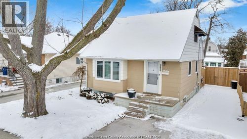 1484 Francois Rd, Windsor, ON, N8Y4L4 | Card Image