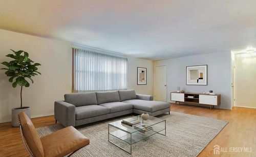 226 Bexley Ln, Piscataway, NJ, 08854-2183 | Card Image