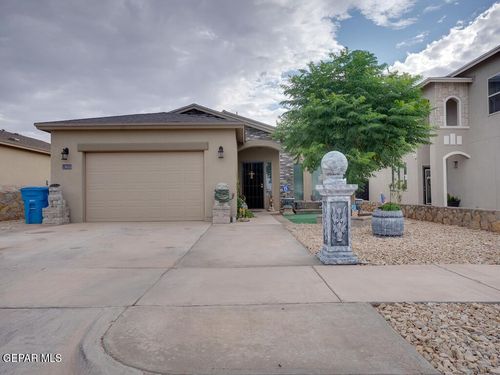 13835 Alamito Creek Ave, Clint, TX, 79836-6151 | Card Image