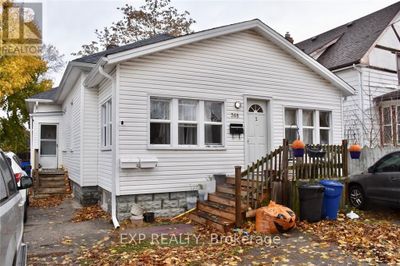 368 Maxwell St, Home with 5 bedrooms, 3 bathrooms and 3 parking in Sarnia ON | Image 1