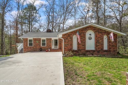 532 Bruce Rd, Gatlinburg, TN, 37738-5657 | Card Image