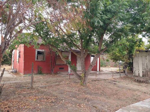 696 Pedersen Rd, Oakdale, CA, 95361-8620 | Card Image