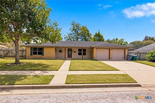 5006 Evergreen St, Victoria, TX, 77904-2118 | Card Image