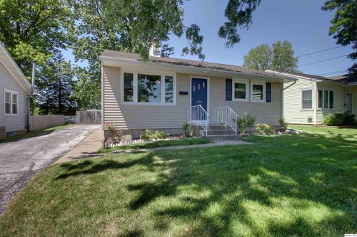 1126 S 16th St, Quincy, IL, 62301-5538 | Card Image