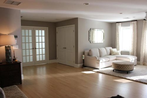 1376 Us Route 1, Cape Neddick, ME, 03902-7528 | Card Image