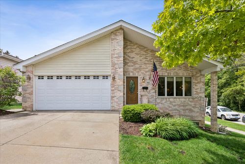 702 Hickory St, Lemont, IL, 60439-4205 | Card Image