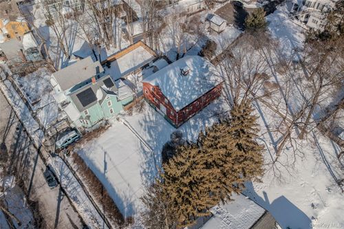 37 Carroll St, Poughkeepsie, NY, 12601-4324 | Card Image