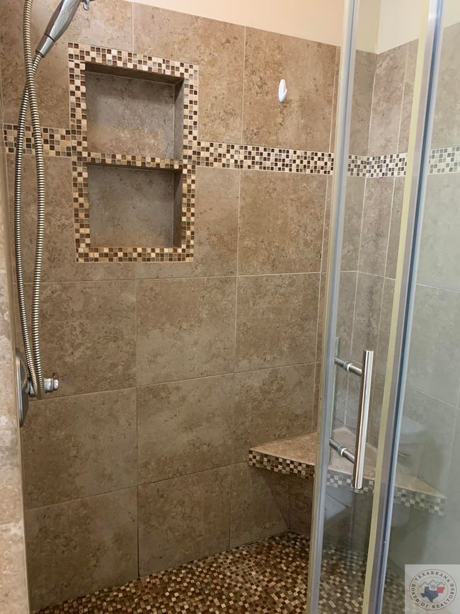 105 E Main St, House other with 2 bedrooms, 1 bathrooms and null parking in Bloomburg TX | Image 12