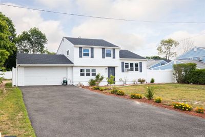 645 Americus Avenue, House other with 4 bedrooms, 3 bathrooms and null parking in East Patchogue NY | Image 1