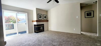 916 - 916 Glen Cove Rd, Condo with 2 bedrooms, 2 bathrooms and 1 parking in Vallejo CA | Image 2