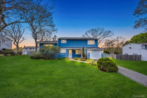 344 Boyle Rd, Selden, NY, 11784-1239 | Card Image