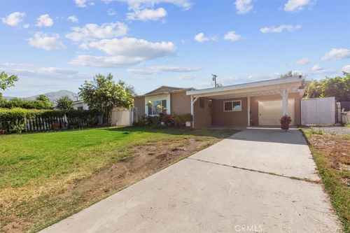 7065 Bangor Ave, Highland, CA, 92346 | Card Image
