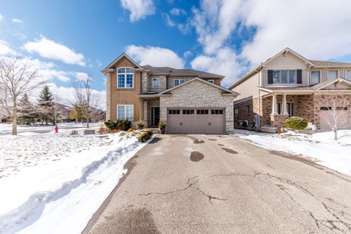 6 Falcon Drive, Welland, ON, L3C0B2 | Card Image