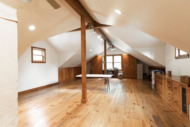 Loft Above Detached​​‌​​​​‌​​‌‌​‌‌​​​‌‌​​‌‌​‌​​​​​‌ Garage | Image 60