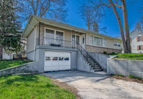 4113 Crystal Lake Rd, Mchenry, IL, 60050-4203 | Card Image