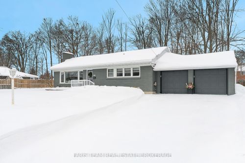 {{alt}} | Card Image