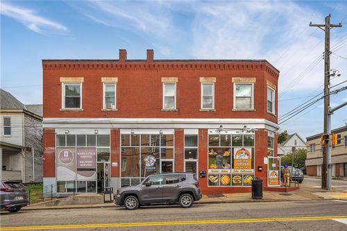 1000 Chartiers Ave, Pittsburgh, PA, 15220-4867 | Card Image