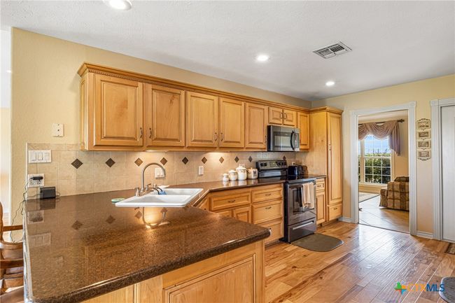 444 E Maxwell Ditch Rd, House other with 3 bedrooms, 2 bathrooms and null parking in Port Lavaca TX | Image 30