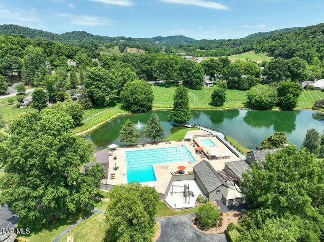 55 Grove Hill Rd, House other with 3 bedrooms, 4 bathrooms and null parking in Kingsport TN | Image 81