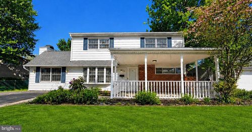 26 Village Ln, LEVITTOWN, PA, 19054-1212 | Card Image
