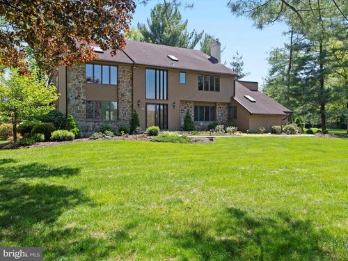 1136 Dorset Dr, WEST CHESTER, PA, 19382-8008 | Card Image