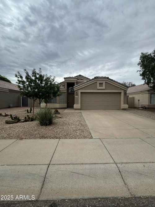 1575 W Geronimo St, Chandler, AZ, 85224-5653 | Card Image