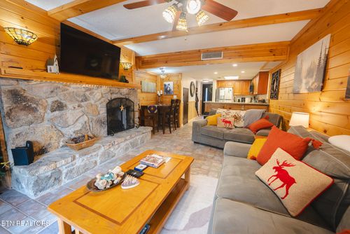 apt-217-260 Roaring Fork Rd, Gatlinburg, TN, 37738-4822 | Card Image