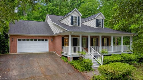 112 Smith Branch Ct, Kernersville, NC, 27284-7773 | Card Image