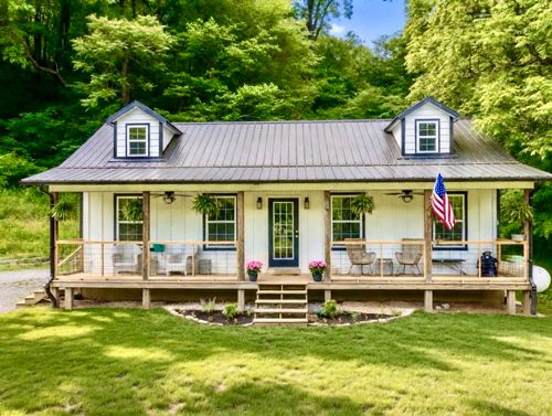 549 Hix Hollow Rd, Gainesboro, TN, 38562-5241 | Card Image