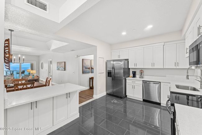 3C - 3037 S Highway A1a, Condo with 3 bedrooms, 3 bathrooms and null parking in Melbourne Beach FL | Image 16