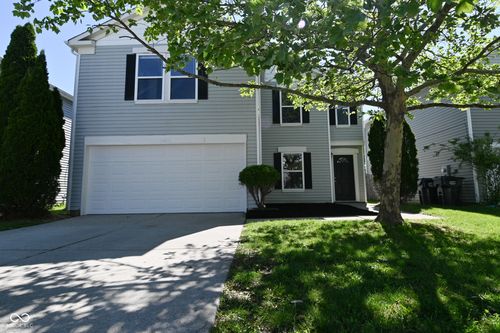 10856 Grace Dr, Ingalls, IN, 46048-9524 | Card Image