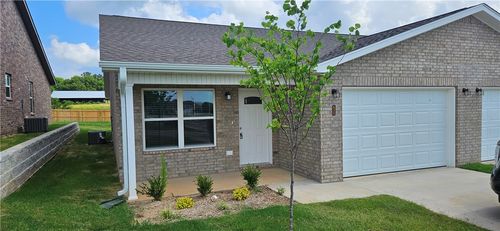 630 Nw 69th Ave, Bentonville, AR, 72713-2183 | Card Image